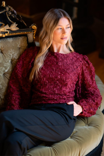 Pusero, CC Isolde Viininpunainen