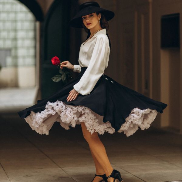 Skirt, SEAMSTRESS OF BLOOMSBURY Isabelle Liquorice Black