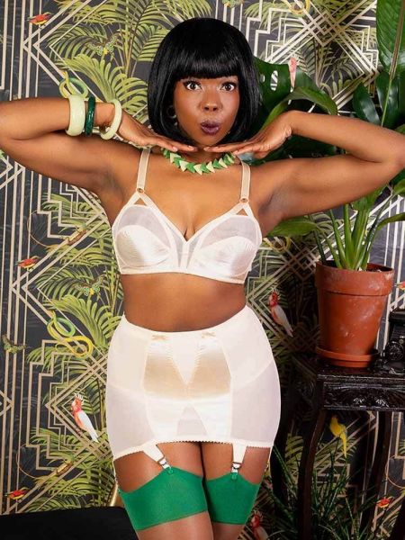 WHAT KATIE DID, Open Bottom Girdle Peach