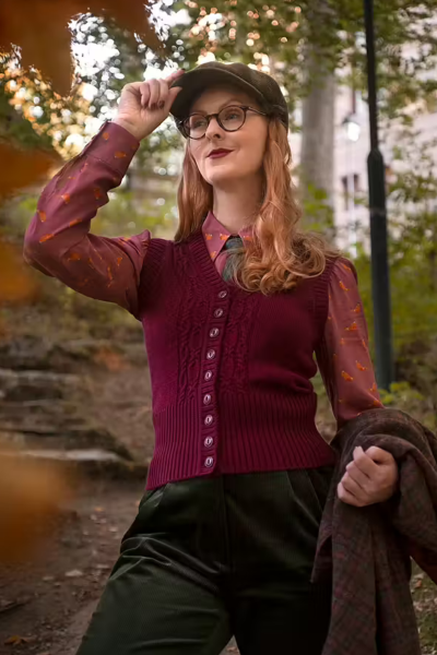 EMMY Vest, Sassy Sweater Maroon